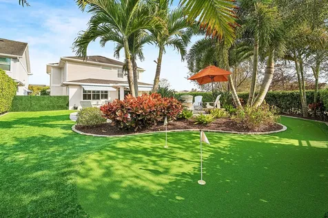 909 Deer Haven Drive Loxahatchee FL 33470