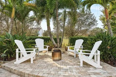 909 Deer Haven Drive Loxahatchee FL 33470