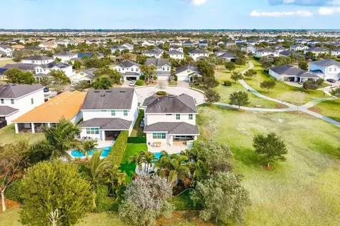 909 Deer Haven Drive Loxahatchee FL 33470
