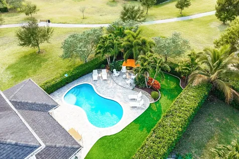 909 Deer Haven Drive Loxahatchee FL 33470