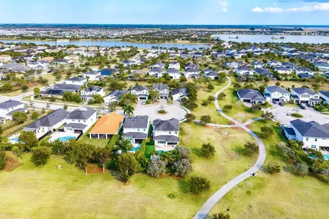 909 Deer Haven Drive Loxahatchee FL 33470