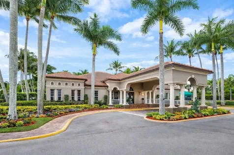 21196 Via Ventura Boca Raton FL 33433
