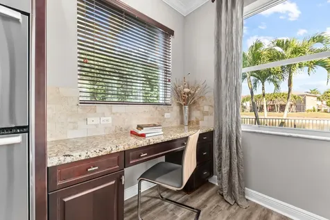 9724 Phipps Lane Wellington FL 33414