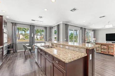 9724 Phipps Lane Wellington FL 33414
