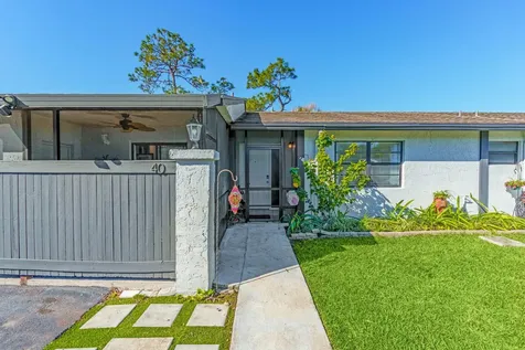 40 Seminole Court Royal Palm Beach FL 33411