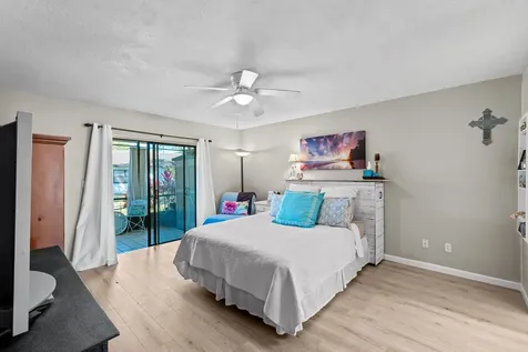 40 Seminole Court Royal Palm Beach FL 33411