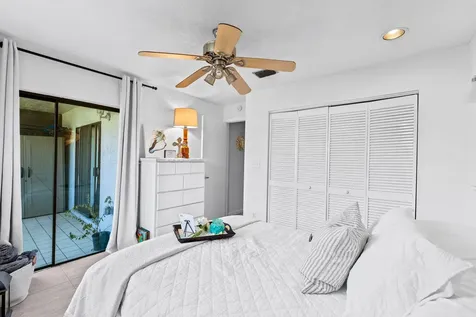 40 Seminole Court Royal Palm Beach FL 33411