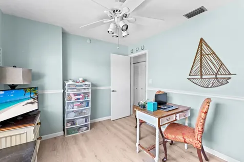 40 Seminole Court Royal Palm Beach FL 33411