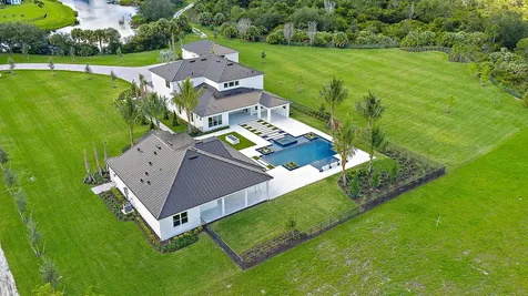 19505 Se Turnbridge Drive Jupiter FL 33458