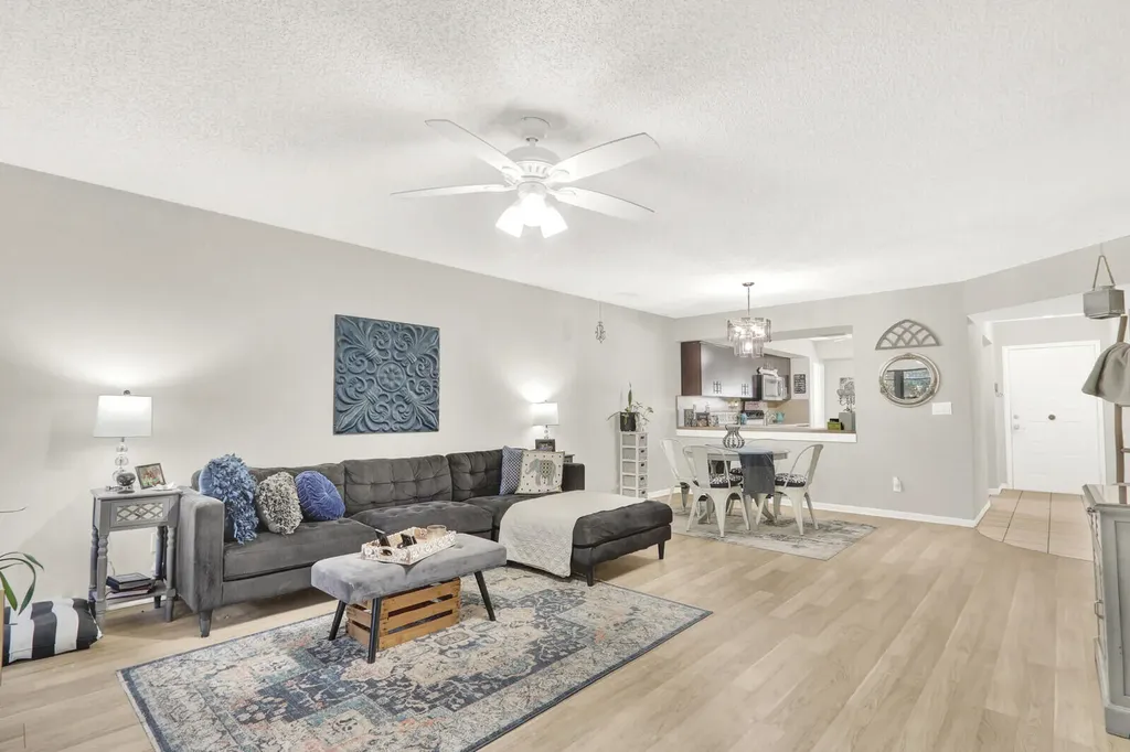 1811 Sw Palm City Road Stuart FL 34994