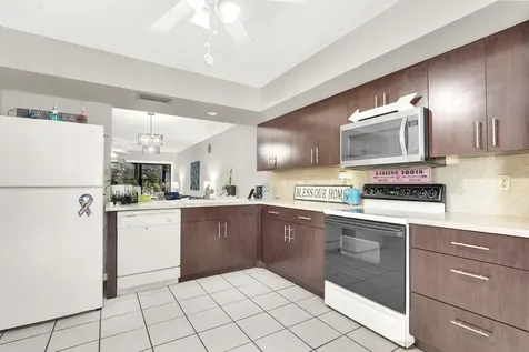1811 Sw Palm City Road Stuart FL 34994