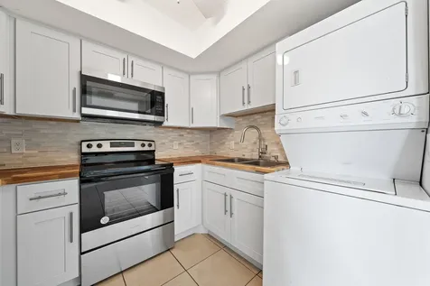 837 Hickory Street Melbourne FL 32901