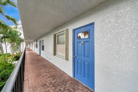 14747 Cumberland Drive Delray Beach FL 33446