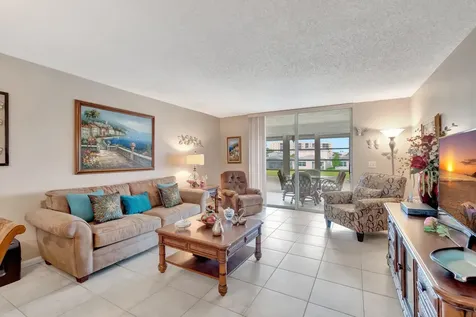 14747 Cumberland Drive Delray Beach FL 33446