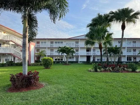 622 Fanshaw O Boca Raton FL 33434