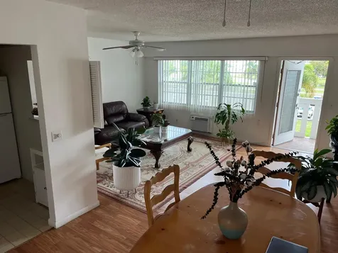622 Fanshaw O Boca Raton FL 33434