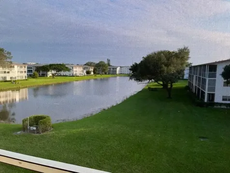 622 Fanshaw O Boca Raton FL 33434