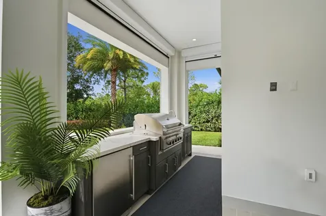 10200 Se Sandpine Lane Hobe Sound FL 33455