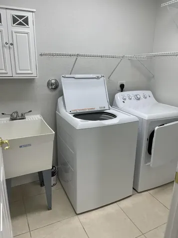 2888 Hidden Hills Road West Palm Beach FL 33411