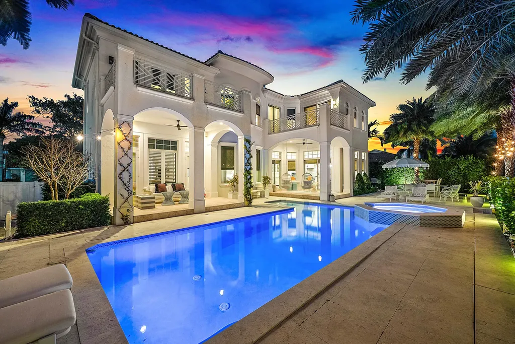 19 Harbour Drive Ocean Ridge FL 33435