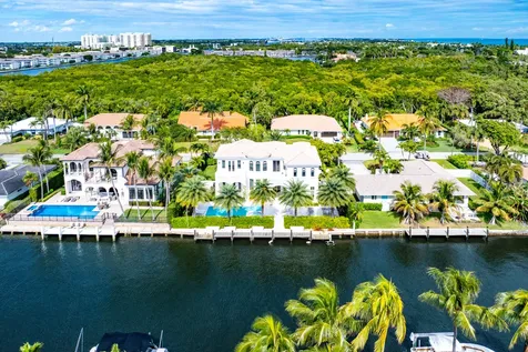 19 Harbour Drive Ocean Ridge FL 33435