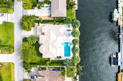 19 Harbour Drive Ocean Ridge FL 33435