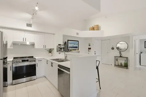 110 Yacht Club Way Hypoluxo FL 33462
