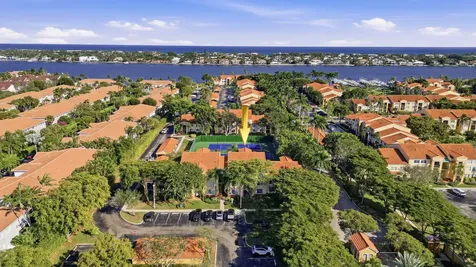 110 Yacht Club Way Hypoluxo FL 33462