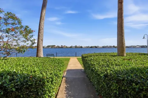 110 Yacht Club Way Hypoluxo FL 33462