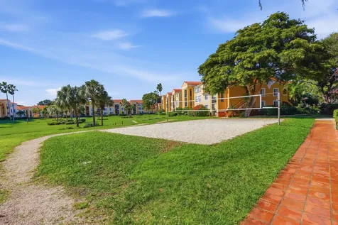 110 Yacht Club Way Hypoluxo FL 33462