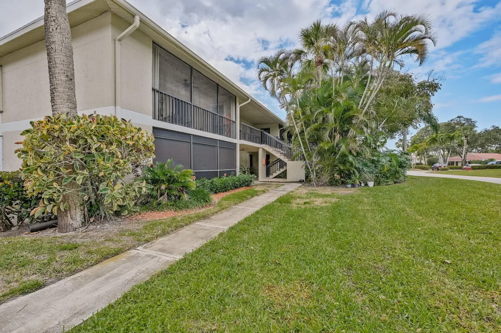 6544 Chasewood Drive Jupiter FL 33458