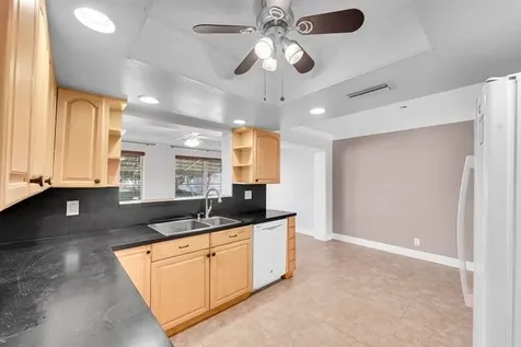 7255 Nw 8th Court Margate FL 33063