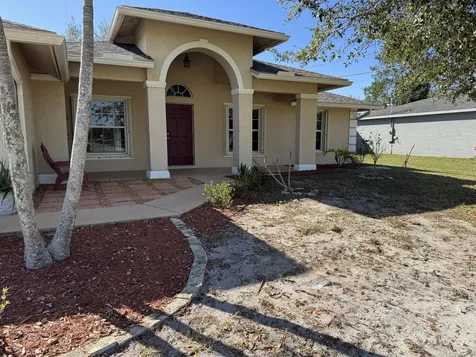 1538 Sw Calmar Avenue Saint Lucie West FL 34953