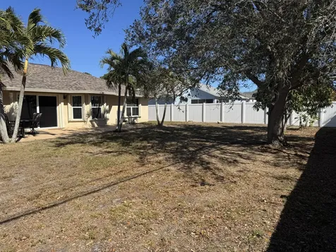 1538 Sw Calmar Avenue Saint Lucie West FL 34953