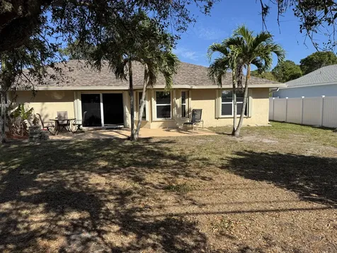 1538 Sw Calmar Avenue Saint Lucie West FL 34953