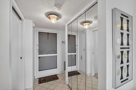 3590 Via Poinciana Lake Worth FL 33467