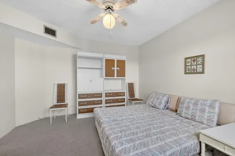 3590 Via Poinciana Lake Worth FL 33467