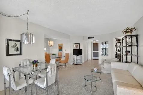 3590 Via Poinciana Lake Worth FL 33467