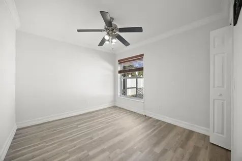 439 Se Nome Drive Port Saint Lucie FL 34984
