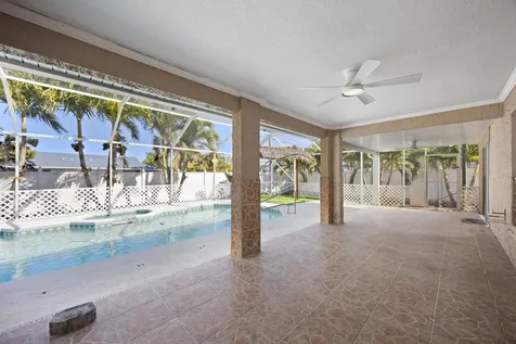 439 Se Nome Drive Port Saint Lucie FL 34984