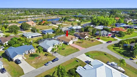 439 Se Nome Drive Port Saint Lucie FL 34984