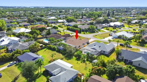 439 Se Nome Drive Port Saint Lucie FL 34984