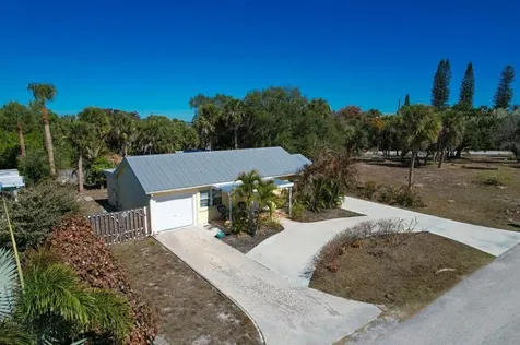 2427 Ne Center Street Jensen Beach FL 34957