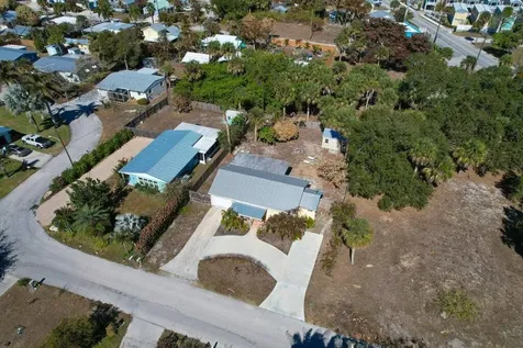 2427 Ne Center Street Jensen Beach FL 34957