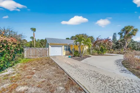 2427 Ne Center Street Jensen Beach FL 34957