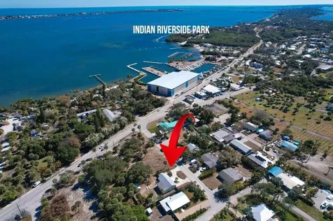 2427 Ne Center Street Jensen Beach FL 34957