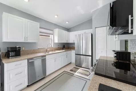 6637 Sun River Road Boynton Beach FL 33437