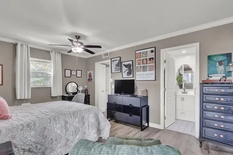 279 Flanders Delray Beach FL 33484