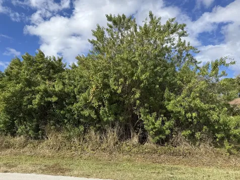 163 NE Twylite Terrace Port Saint Lucie FL 34983