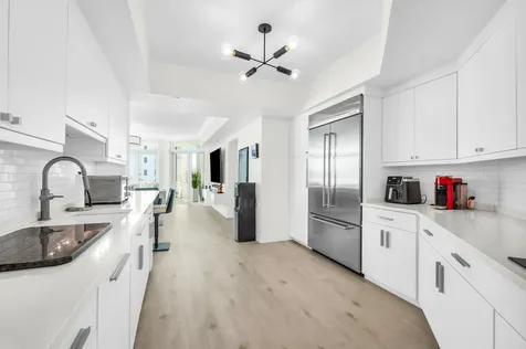 300 Se 5th Avenue Boca Raton FL 33432